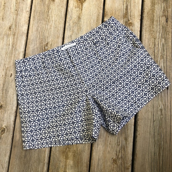 Banana Republic Pants - Banana Republic Black and White shorts size 6